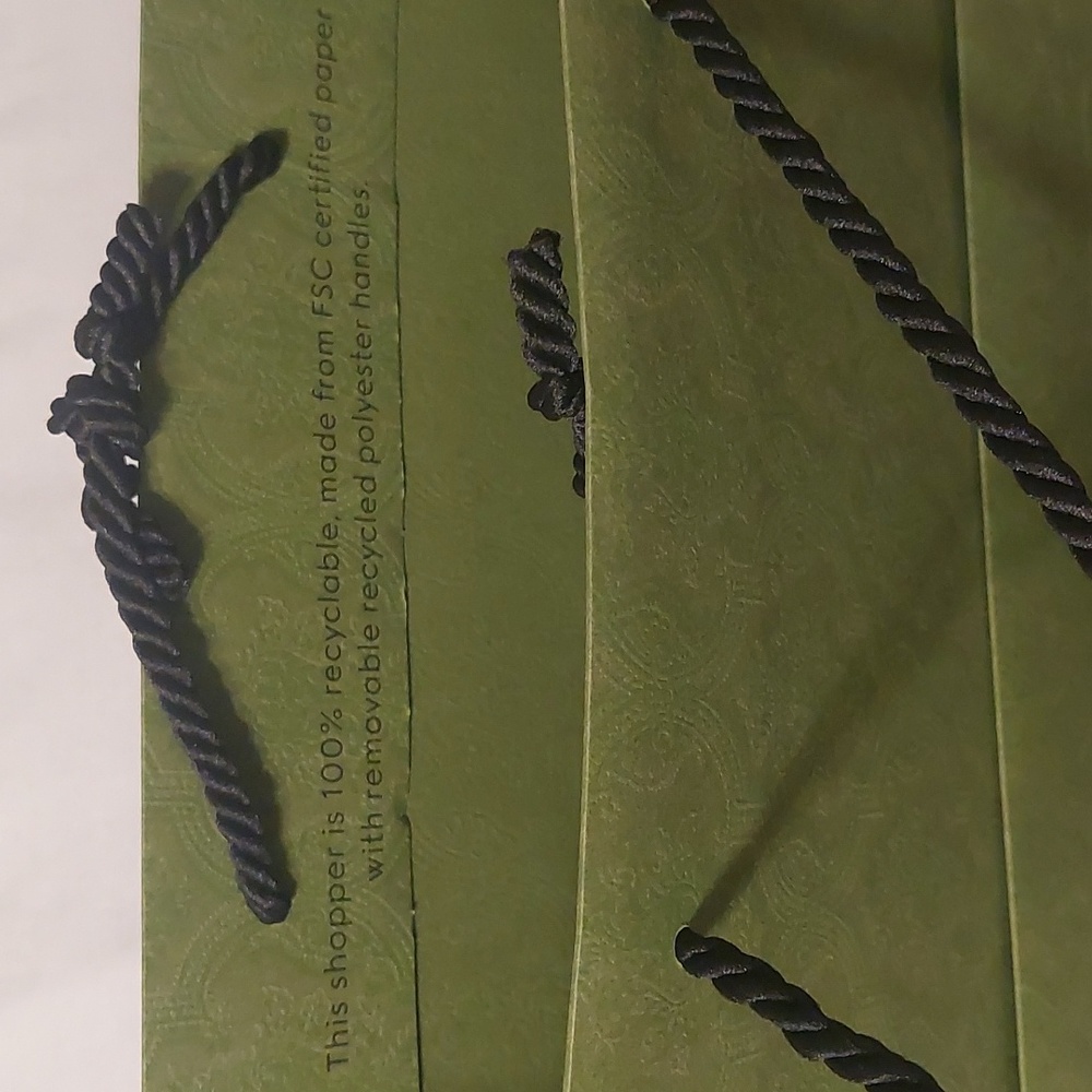 GUCCI Authentic Paper Bag - Picture 2 of 2